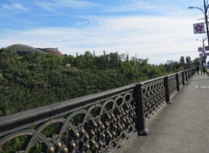 Երեք երեխայի մայրը փորձել է ինքնասպանութուն գործել