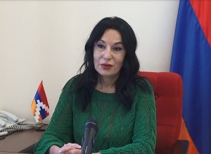 Նաիրի Հունանյանը երբեք ոչինչ չի ասելու, որովհետև նա ոչ ադեկվատ է. Նաիրա Զոհրաբյան