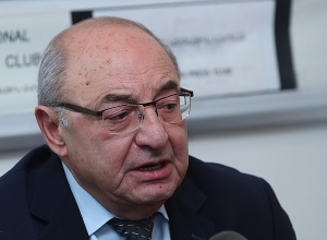 Նաիրի Հունանյանը մեր տանը երբեք չի եղել, այդ ամենը հնարված է․ Վազգեն Մանուկյան