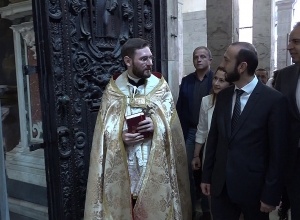 Արարատ Միրզոյանն այցելել է Սան Գրեգորիո Արմենո տաճար