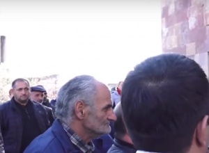 Արարատի մարզի դատախազության շենքի դիմաց բողոքի ակցիա է. ուղիղ