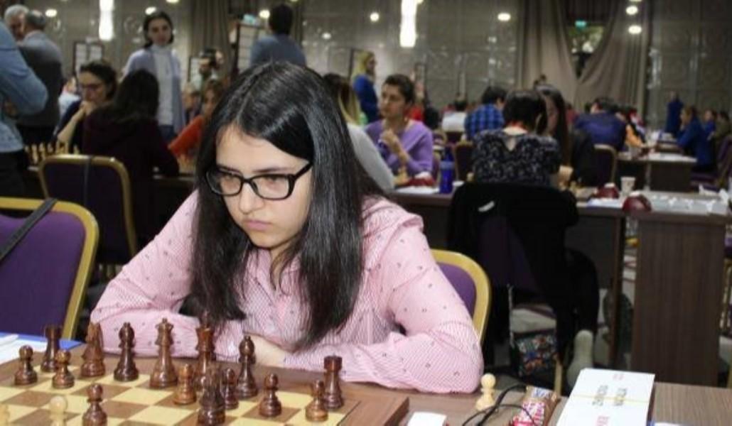 sport chess medal (1)