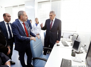 В МЦ Эребуни открывается новый европейский центр ядерной медицины: прямой эфир