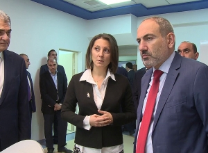 Վարչապետն այցելել է Էրեբունի հիվանդանոց