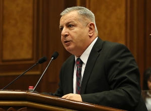 Նախկին իշխանությունների կոռուպցիոն ճանապարհով ձեռք բերված փողերը ցանկանում եք լեգալացնել. Բագրատյան