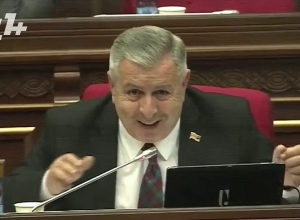 Մենակ մենք իմացանք, ժողովուրդը մեկա վարչապետինա դիմելու. Մելքումյան