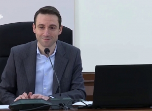 Շնորհակալություն առնվազն ժպիտ պարգևելու համար. Հաjկ Մարությանը հեգնում է Խաժակյանին