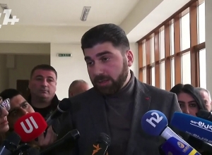 Վանեցյանը այն քաշային կատեգորիան չունի, որ իրա հետ վիճեմ. Դավիթ Սանասանյան