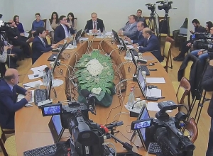 Доверяют ли власть и общество мэру, избранного кражей мандата Ванадзора? Марукян