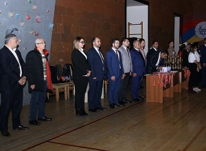 Նախարար Արայիկ Հարությունյանը փակեց ուսանողական մարզական խաղերը