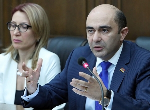 Մեզ մեղադրում են ոչ մեր անդամների գործունեության համար․ Մարուքյանը՝ Դավիթ Խաժակյանին Ավագանուց հետ կանչելու մասին