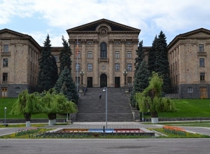 Հանձնաժողովը դրական եզրակացություն տվեց օրենքների նախագծերի փաթեթին