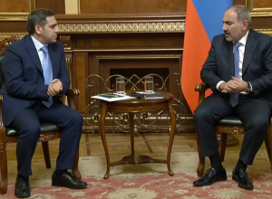 Սպորտը պետք է ապաքաղաքականացվի. Նիկոլ Փաշինյանը հանդիպել է ՀՖՖ նորընտիր նախագահին