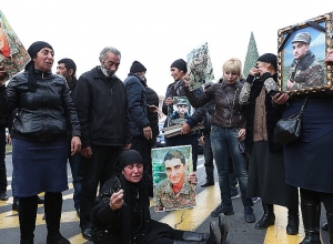 LIVE. PM receives relatives of killed Artur Ajamyan