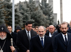 Վարչապետն այցելել է «Եռաբլուր» զինվորական պանթեոն