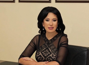 Ապրեք այստեղ եւ հիմա․ Նաիրա Զոհրաբյանի ամանորյա ուղերձը