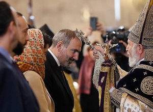 Վարչապետը օրհնություն ստացավ