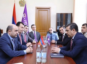 «Հանդիպումները շարունակվելու են». «Լուսավոր Հայաստանը» հանդիպել է ԱԱԾ տնօրենի պաշտոնակատարի հետ
