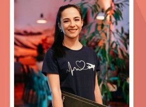 Татевик Ревазян с благотворительной целью в одном из кафе будет работать официанткой