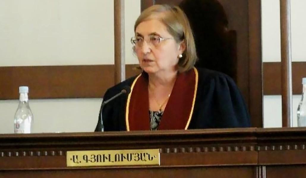 Ալվինա Գյուլումյան