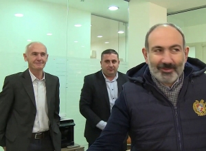 Նիկոլ Փաշինյանն այցելել է Card agrocredit վարկային կազմակերպություն