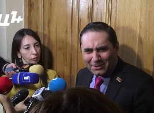 Արման Բաբաջանյանը սադրում է  պատգամվորներին․ Արման Աբովյան