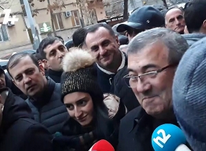 Մի գեղեցիկ օր ես եմ պառկացնելու ու ոտքերս մաքրելու իրենց վրա. Ռուբեն Հայրապետյան