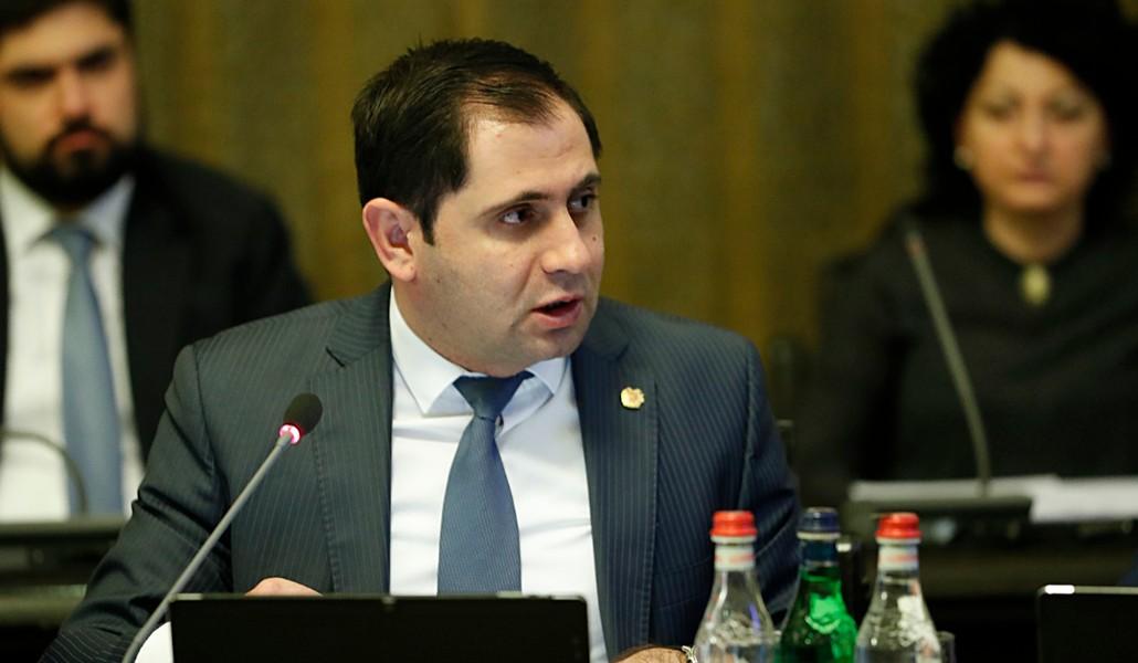 Սուրեն Պապիկյան