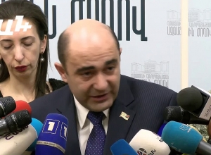 Հրայր, հեռացիր, չես տեսնո՞ւմ ինչ են անում, գնա էս ժողովուրդը հանգիստ ապրի. Մարուքյան