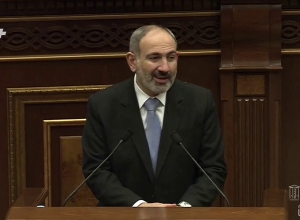 Անձնական վիրավորանքներ են սկսել ձեր հասցեին հնչել․ պատգամավորը՝ Նիկոլ Փաշինյանին