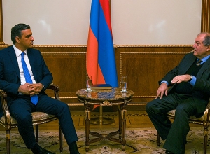 Армен Саркисян принял защитника прав человека Армении