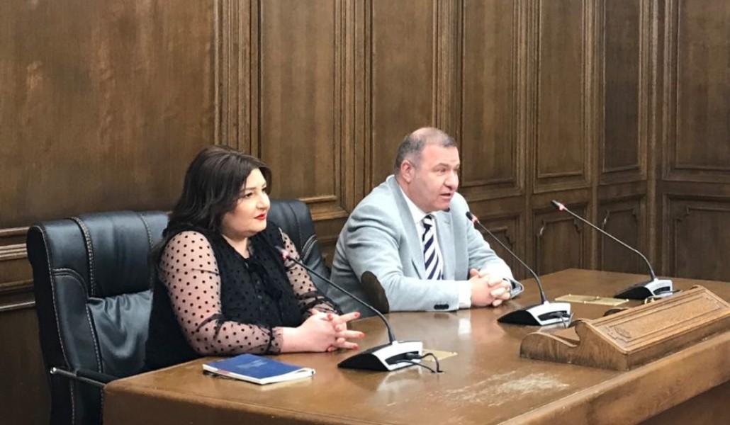 86386609_476473586382226_9123803794306498560_n