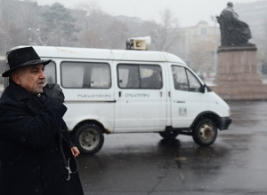 ՍԴ-ի շուրջ ստեղծված իրավիճակը մի կեղտը մեկ այլ՝ ոչ պակաս կեղտով փոխարինելու դրսևորում է․ Պարույր Հայրիկյան