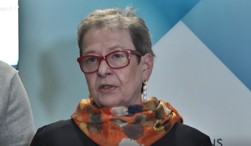 8C631984-C113-4C65-B0DC-459B53F34842_w1200_r1_s (1)