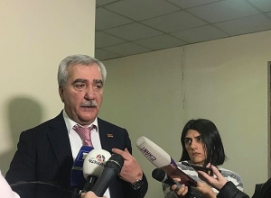 Անդրանիկ Քոչարյանն այս ամիսը բանակի համար «սեւ փետրվար» է անվանում