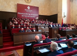 «... Լինելու են ոչ բռնի, թավշյա, հանդուրժողական, բայց ... ». Տիգրան Ուրիխանյանը՝ «Սոցիալական շարժման» քայլերի մասին