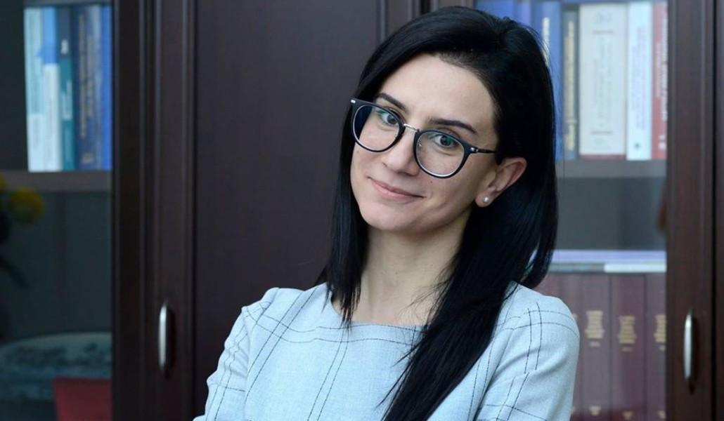 աննա վարդապետյան