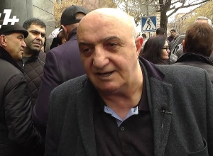 «Մի դանակով մի հարված․․․ Էդ ի՞նչ հանցակցության մասին կարող է խոսք լինել»․ հավաք ՌԴ դեսպանատան առջև