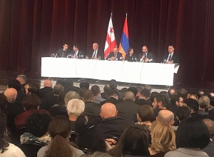 Նստած փող էին աշխատում, իսկ հիմա ոչ․ վարչապետը՝ պետական համակարգում աշխատողների մասին
