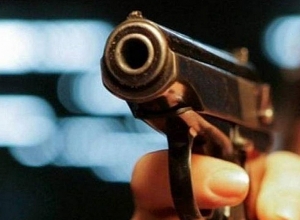 Նոյեմբերյանում տանտերը կրակել է տուն մտած 25-ամյա երիտասարդի վրա. վերջինս վիրավորվել է․ Shamshyan.com