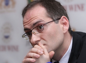 Մի տեսակ անհարմար բան է ստացվում Իշխան Սաղաթելյանի համար. Արման Մուսինյան