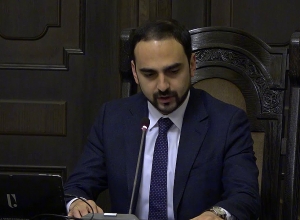 Տիգրան Ավինյան