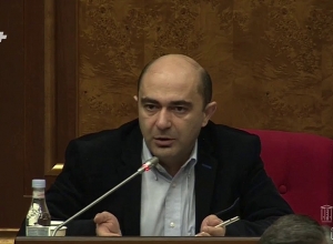 Ի՞նչն է պատճառը, որ նախարարը չի եկել․  Էդմոն Մարուքյան