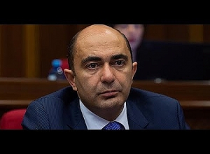 Էդմոն Մարուքյան.  ՈՒՂԻՂ