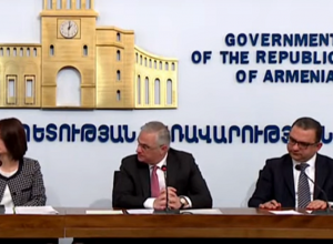 Նախարարները՝ իրենց ստացած պարգեւավճարների մասին