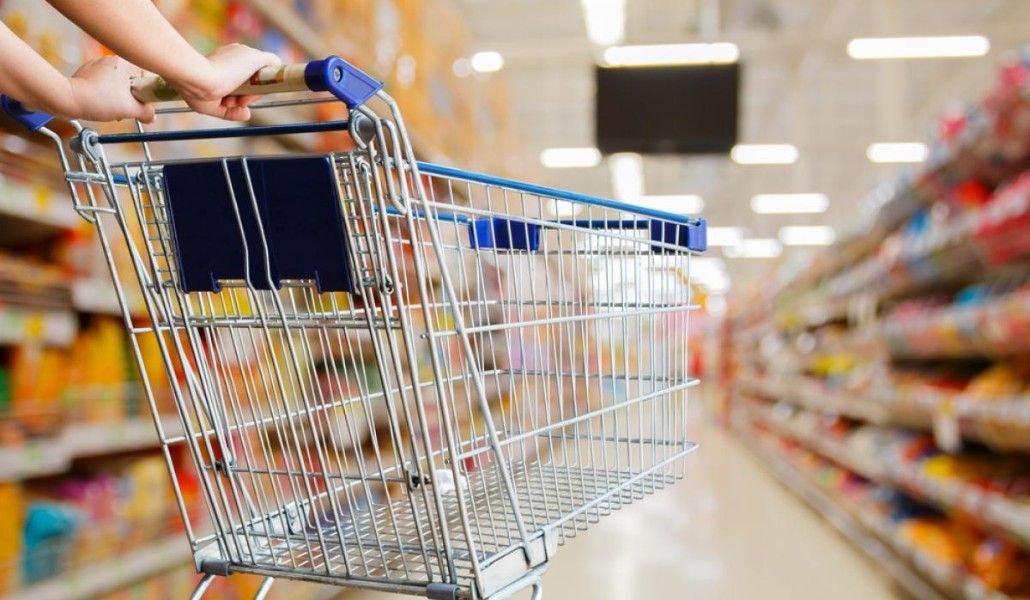 2015_supermarket_cart_674006844