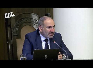 Կառավարությունը ծափահարություններով շնորհավորեց ոստիկանության տոնը