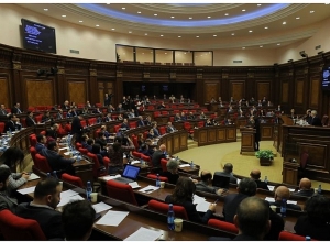 В НС час объявлений: ПРЯМОЙ ЭФИР