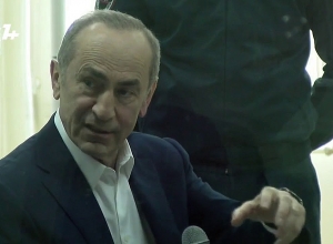 Այս պահին  խցում մենակ եմ, բայց անձնակազմի հետ շփումը շարունկվում է. Ռ. Քոչարյան