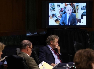 ԱՄՆ գլխավոր համաճարակաբանը զգուշացնում է շուտ վերաբացման վտանգների մասին